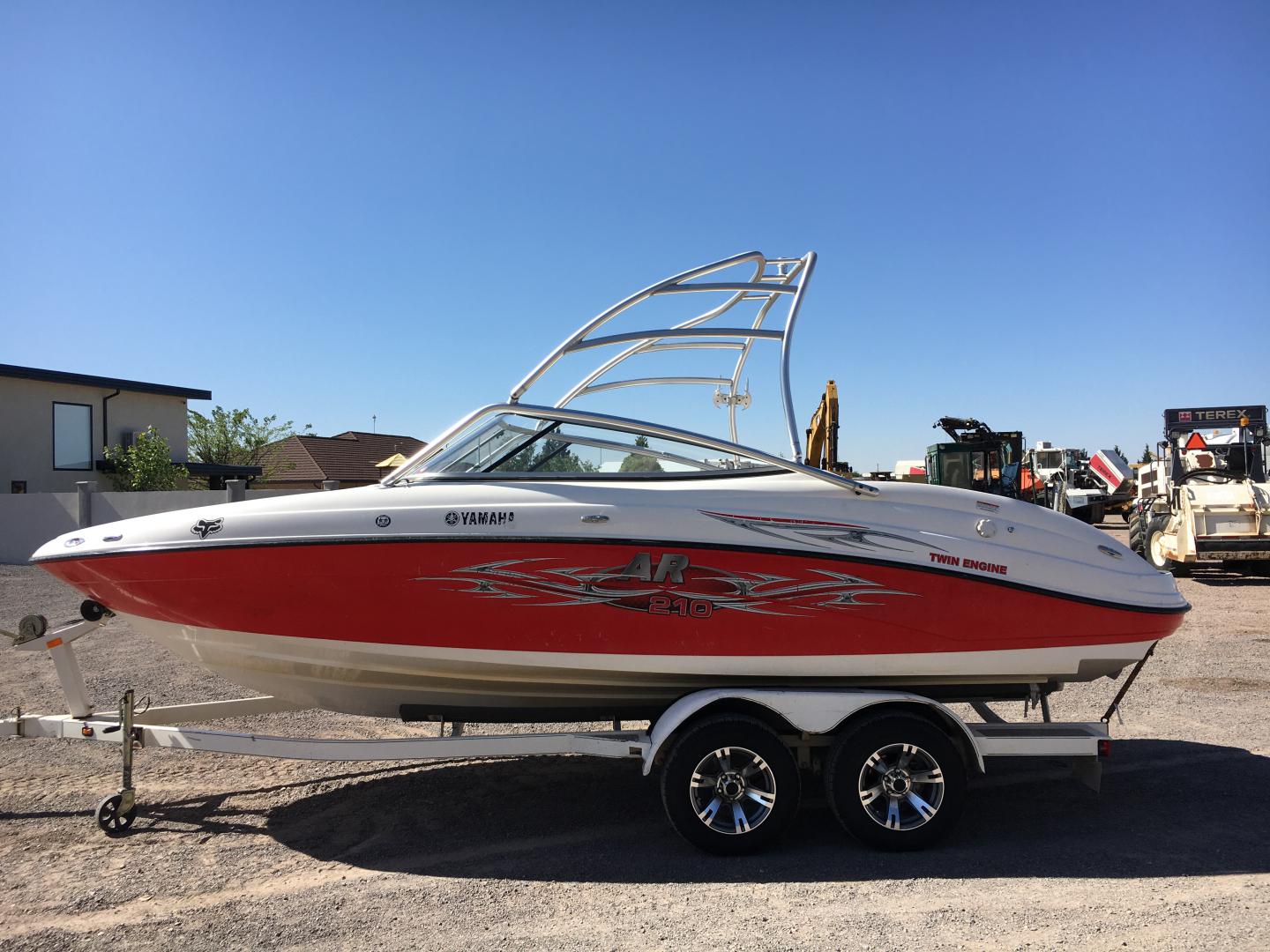 ./imagenes/INVOICE/2019/12352/LANCHA YAMAHA AR210 (25).JPG